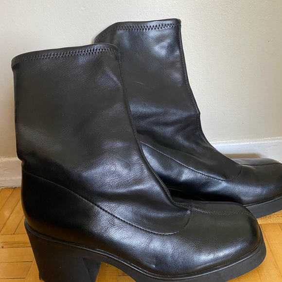 Call It Spring Black Leather High heel Boots - Picture 2 of 7